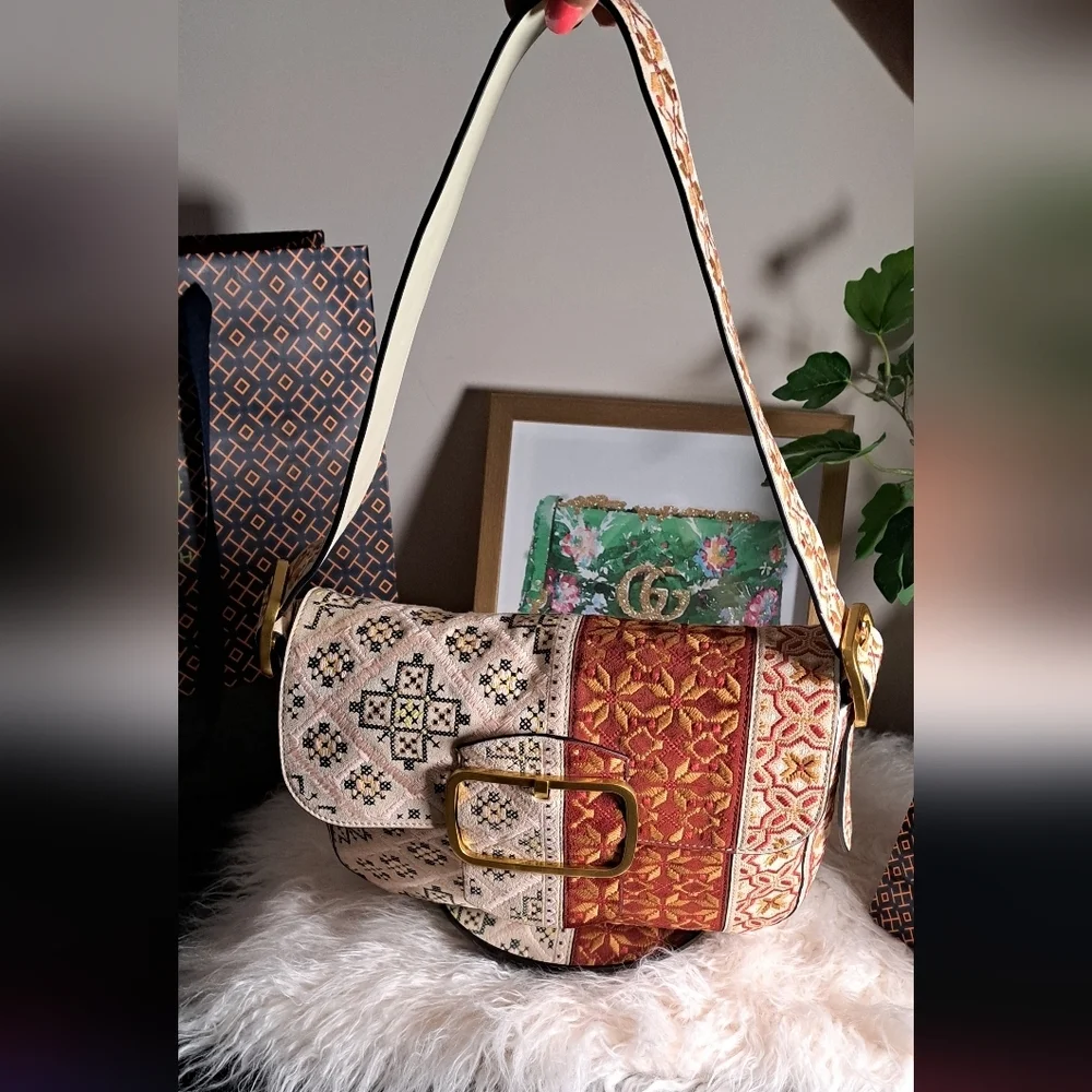 Tory Burch Sawyer Embroidered Shoulder Bag Like New